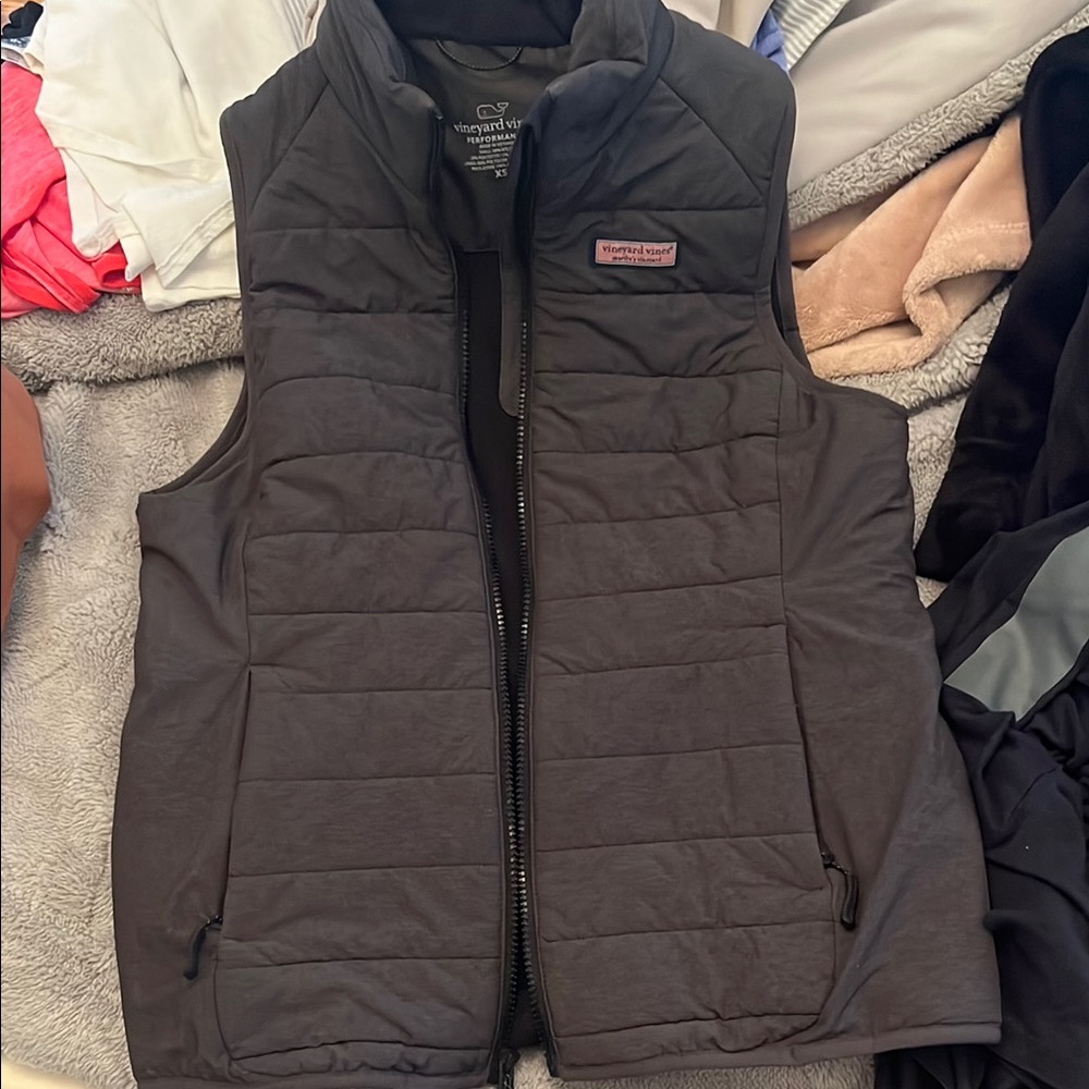 Vineyard Vines Charcoal Grey performance Vest
